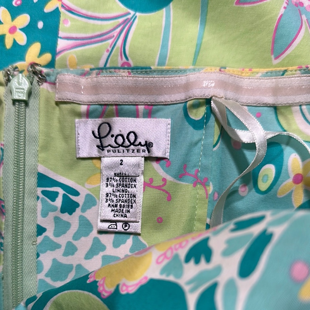 Lilly Pulitzer Strapless Pastel Peacock Dress Size 2 - Picture 7 of 7